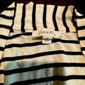Medium sized Calvin Klein Sweater